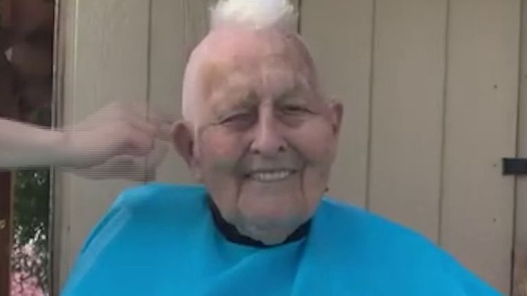 US veteran has mohawk haircut at 96