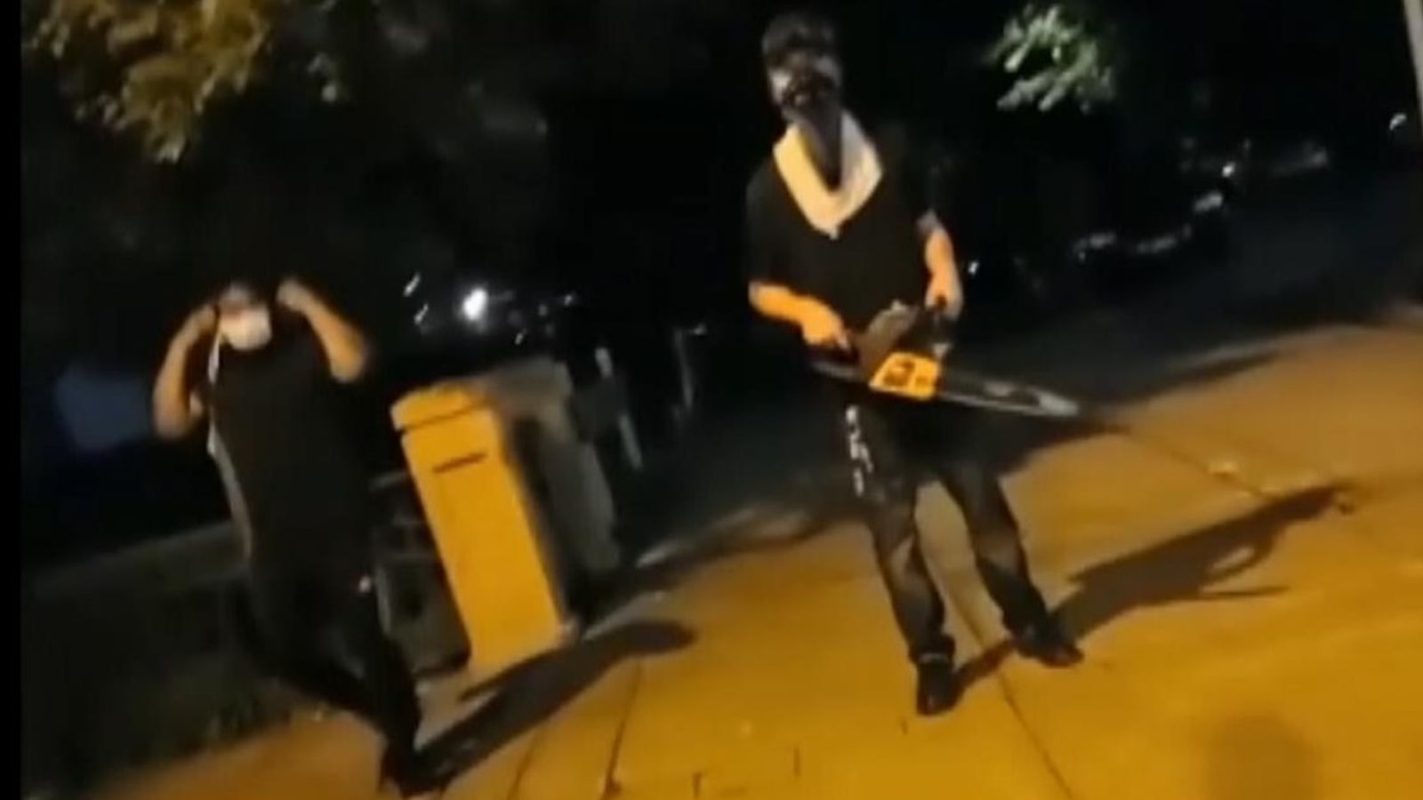 Resident Confronts Man With Chainsaw Amid Minneapolis Unrest | World ...