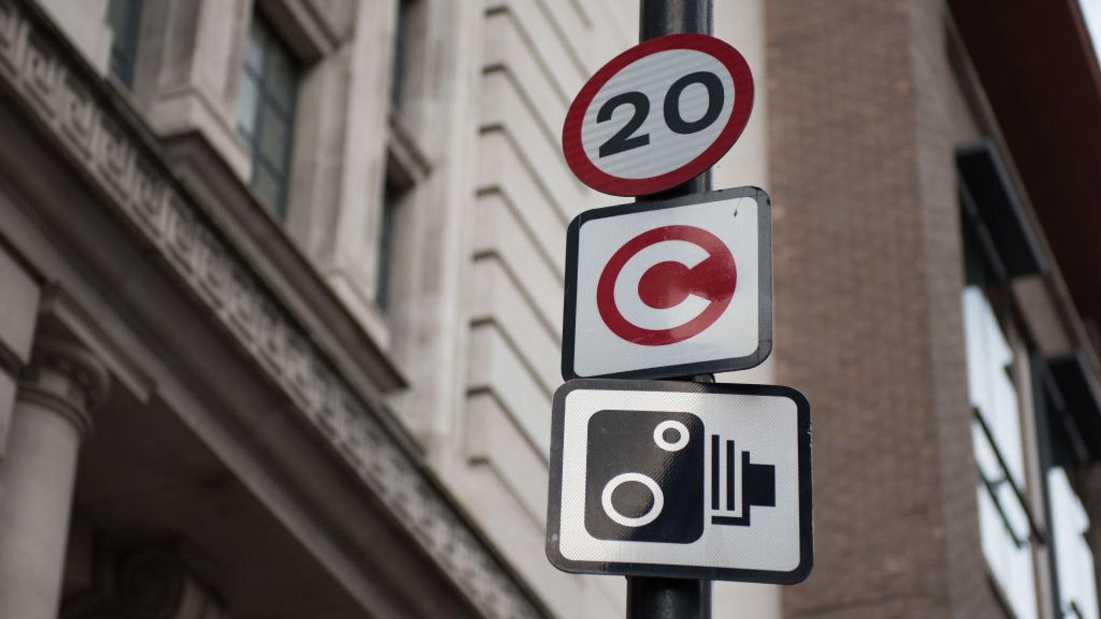 london-congestion-charge-rises-to-15-a-day-and-extends-to-7-days-a