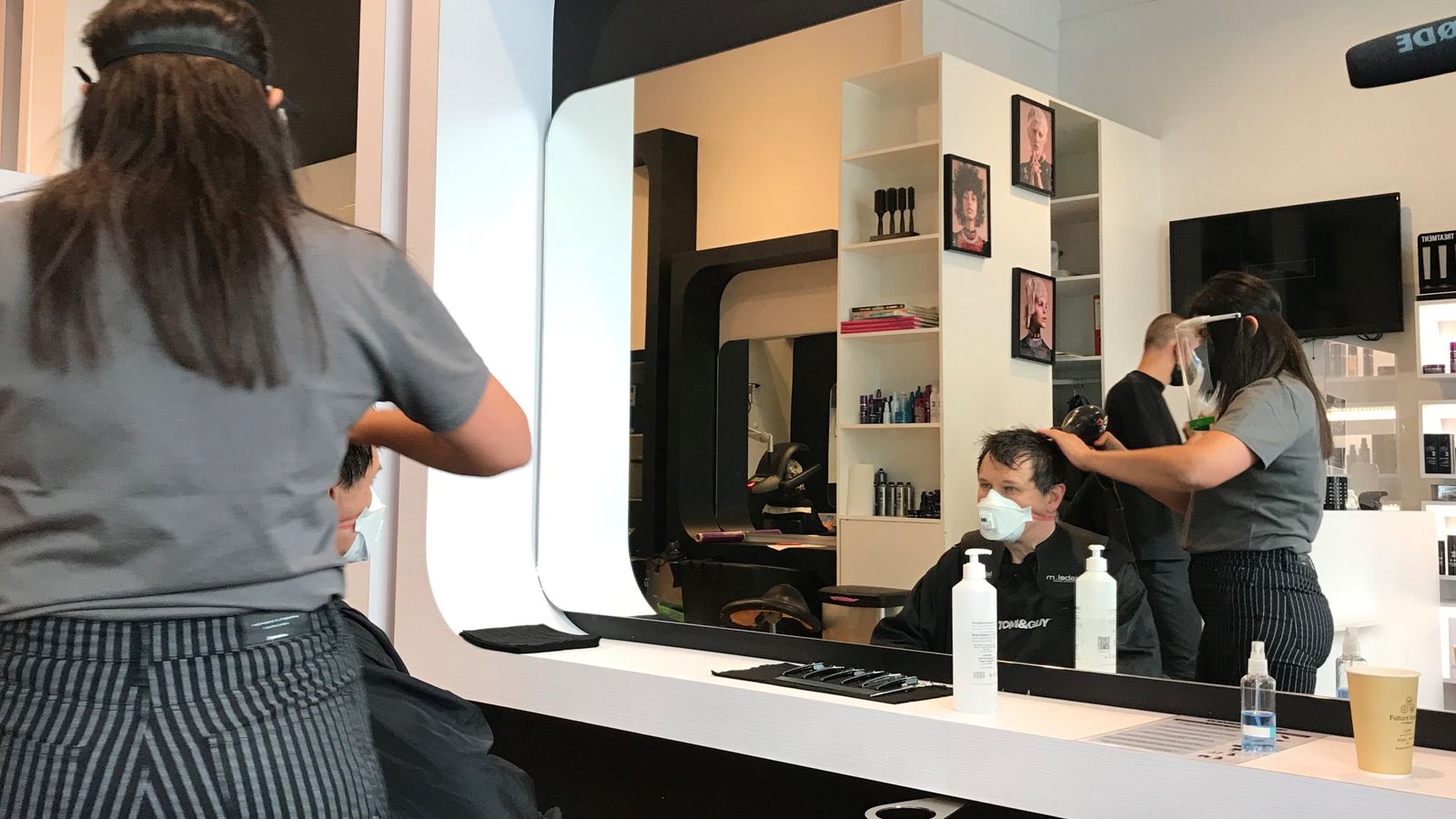 Coronavirus What it's like to visit to the hairdresser for the first