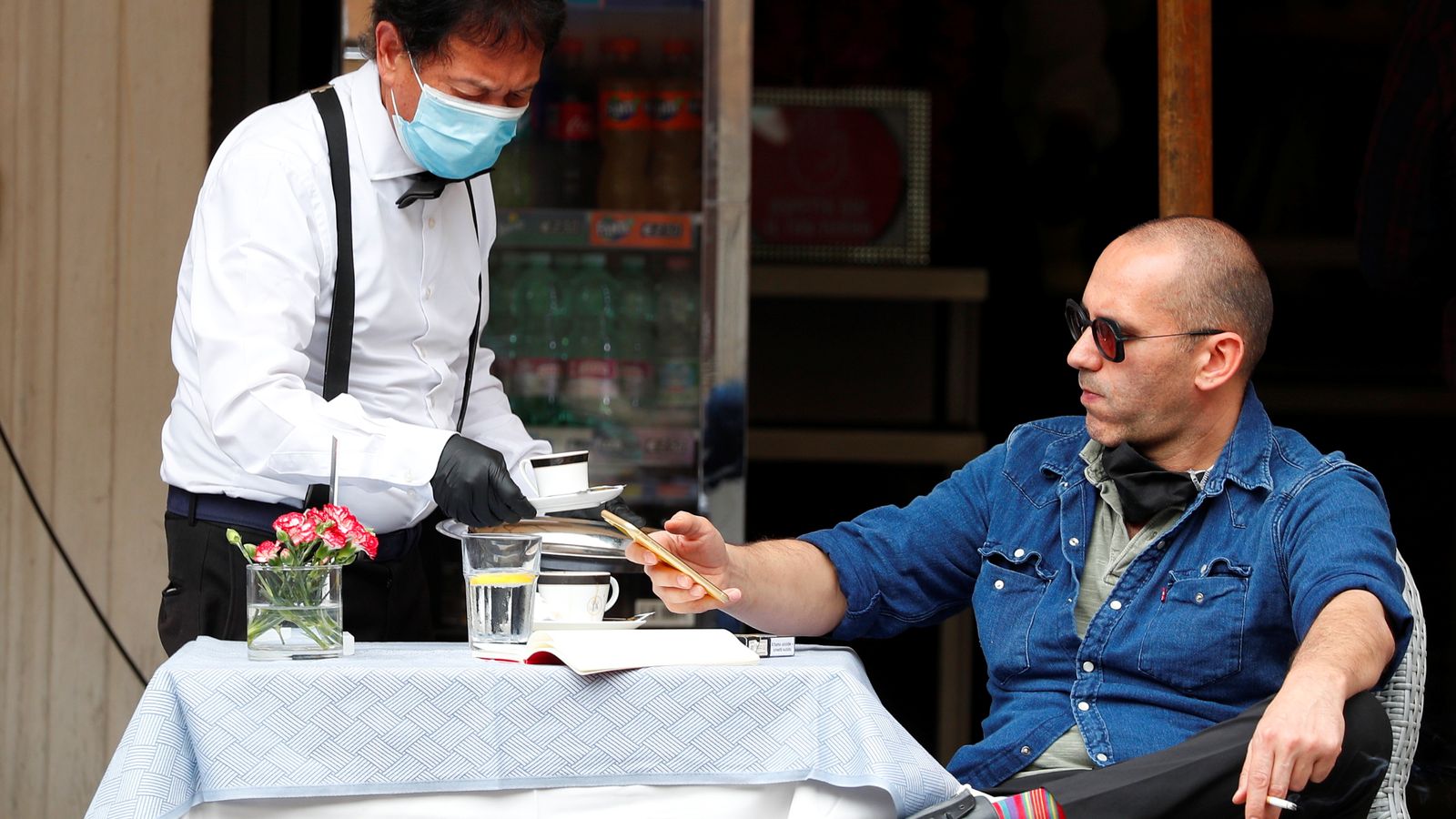 Coronavirus Italy reopens restaurants, cafes and hairdressers after 10