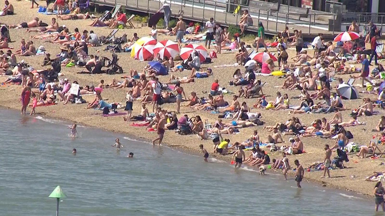 Hundreds of sunseekers have flocked to Southend beach on Bank Holiday Monday, despite social distancing measures.