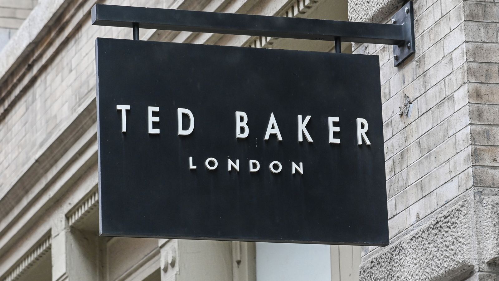 Beckham-backer Authentic Brands Group en pourparlers pour sceller le rachat de Ted Baker de 300 millions de livres sterling |  Actualité économique