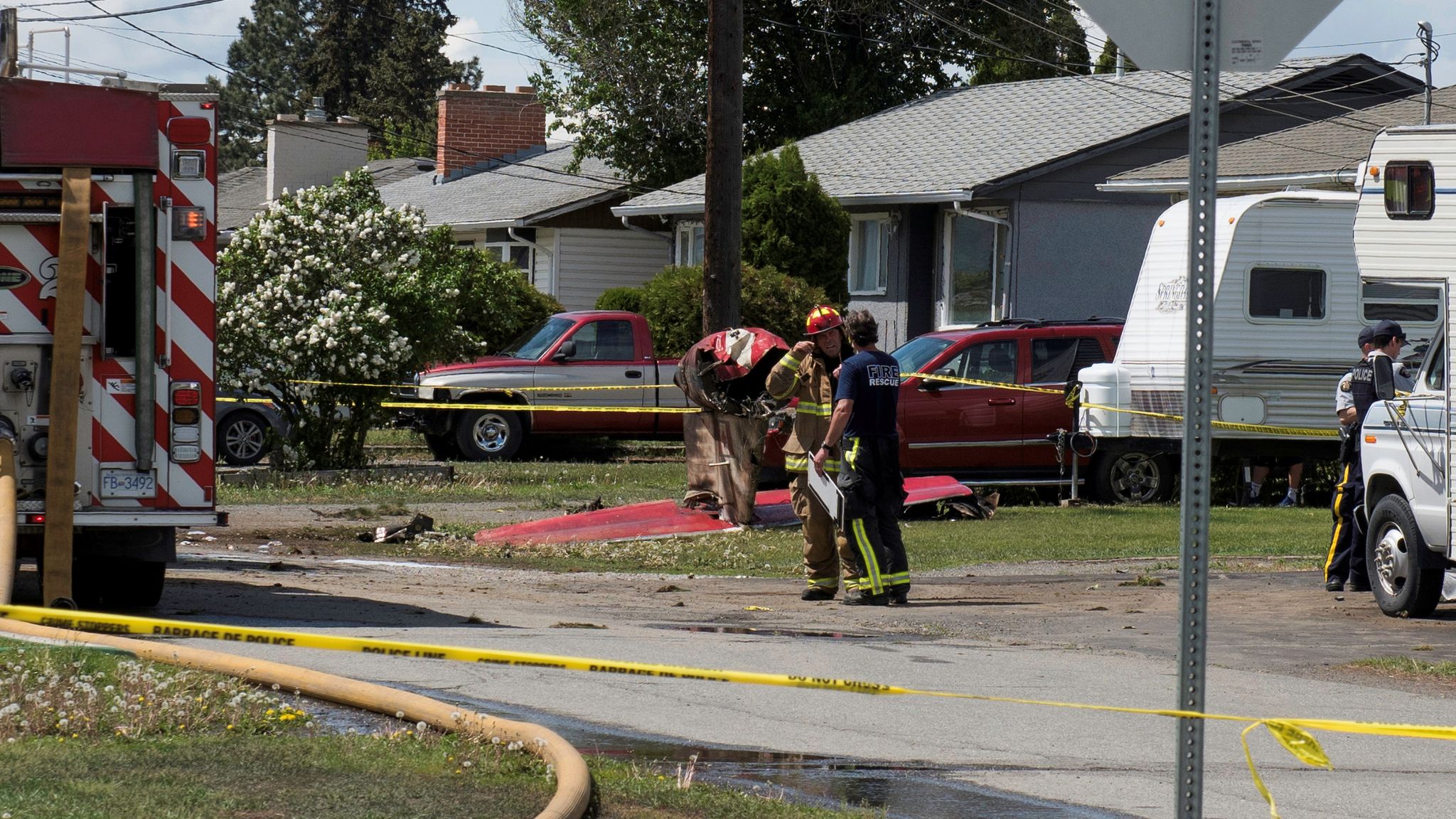 One crew member dead as Canada air force aerobatics plane crashes into