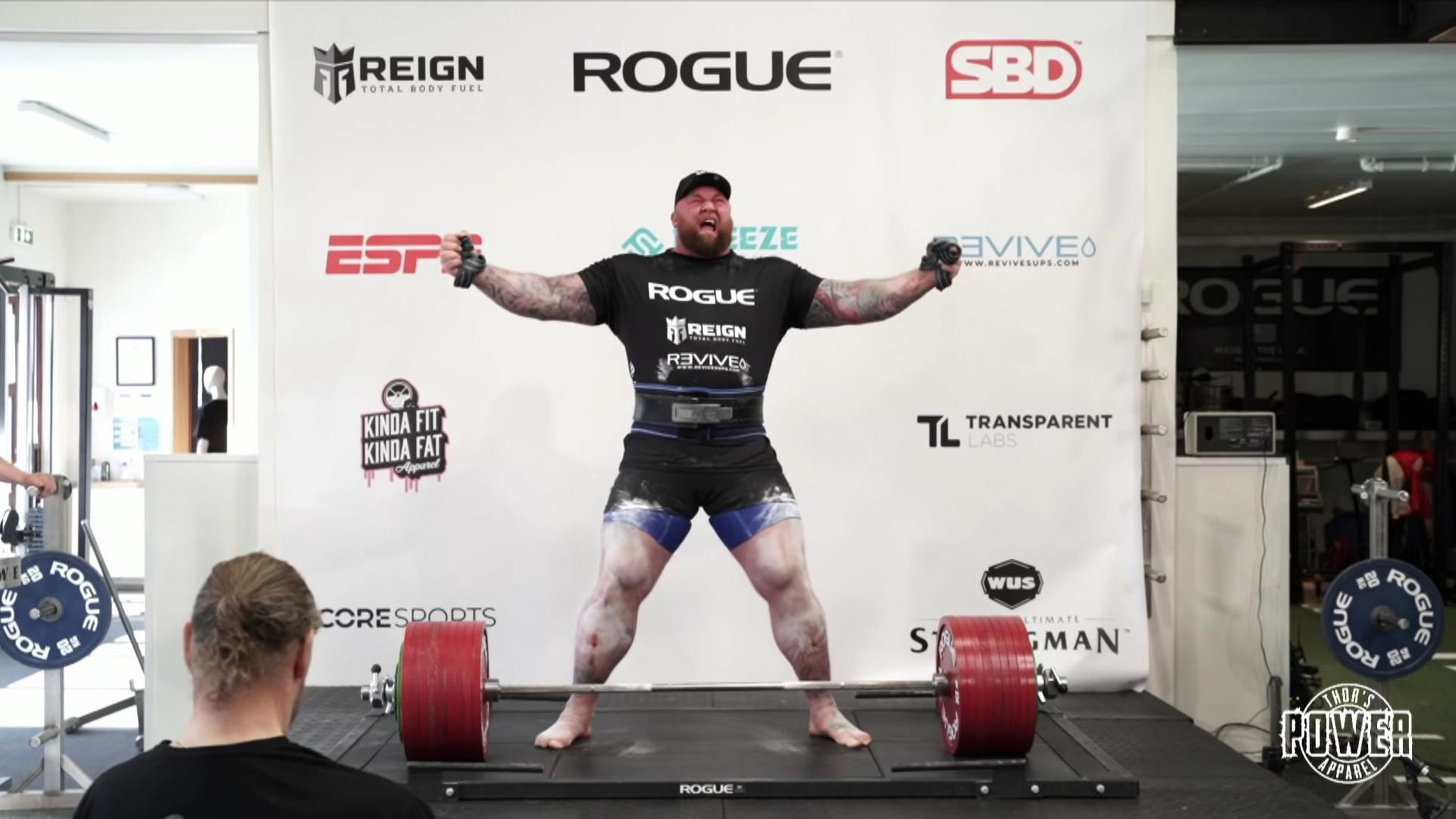 Game of Thrones actor Hafthor Bjornsson breaks deadlifting world record |  Ents & Arts News | Sky News