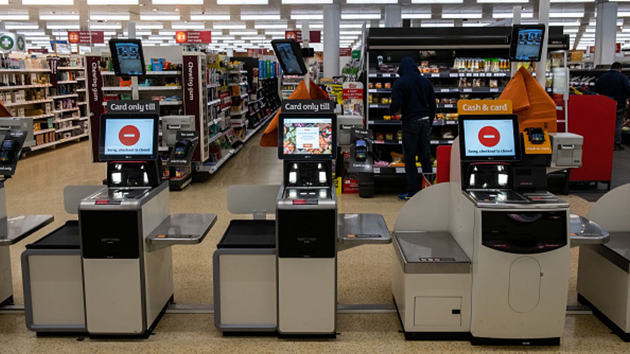 A till and a checkout. Self checkout. Супермаркет кассы самообслуживания. Люди на кассе самообслуживания. Till checkout.