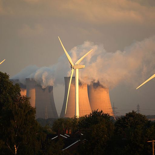 Renewable energy overtakes fossil fuels in powering Britain