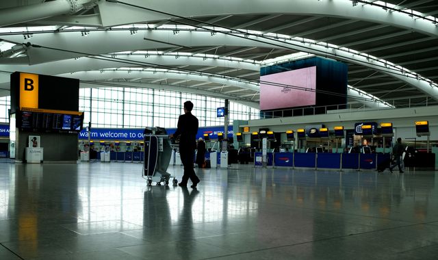 Coronavirus: Government's 14-day quarantine plan defended in face of growing Tory revolt