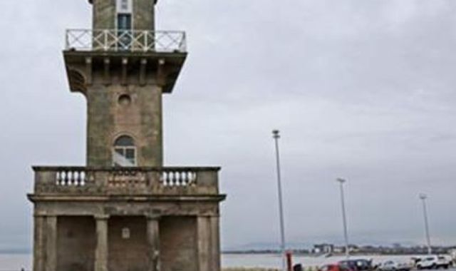 Man dies and two rescued after boat sinks off Lancashire coast at Fleetwood