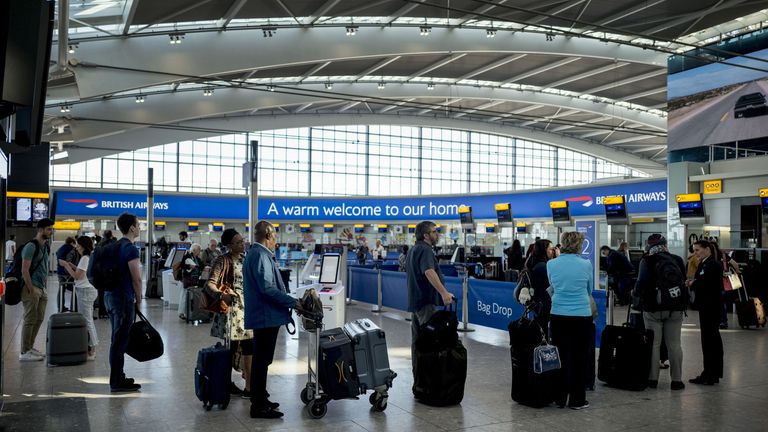 Queues at airports could be a kilometre-long if social distancing is implemented, Heathrow&#39;s boss said