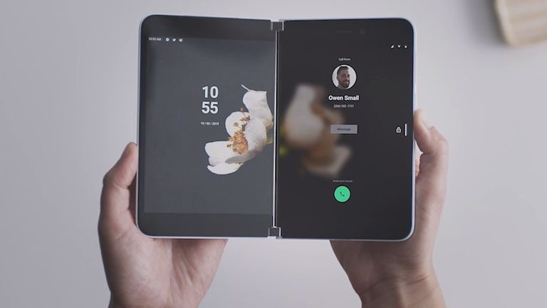 Microsoft&#39;s new folding smartphone has two screens
