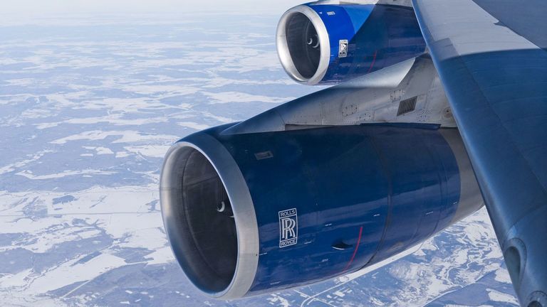 Rolls-Royce hat angekündigt, 9.000 Stellen abzubauen – fast ein Fünftel seiner weltweiten Belegschaft –, da die Coronavirus-Krise die Luftfahrt stark belastet.