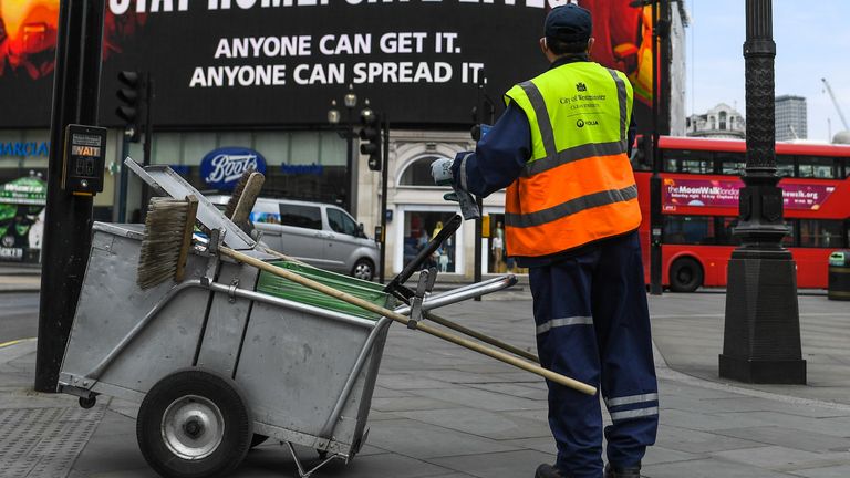 Street cleaner