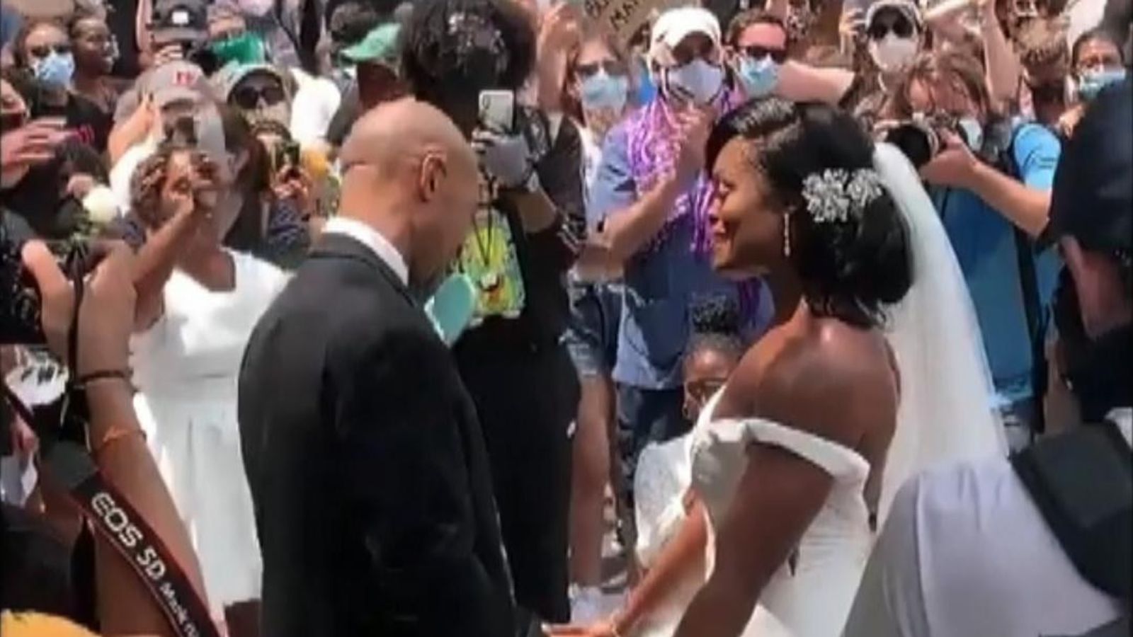 Floyd death Couple celebrates wedding at Black Lives Matter