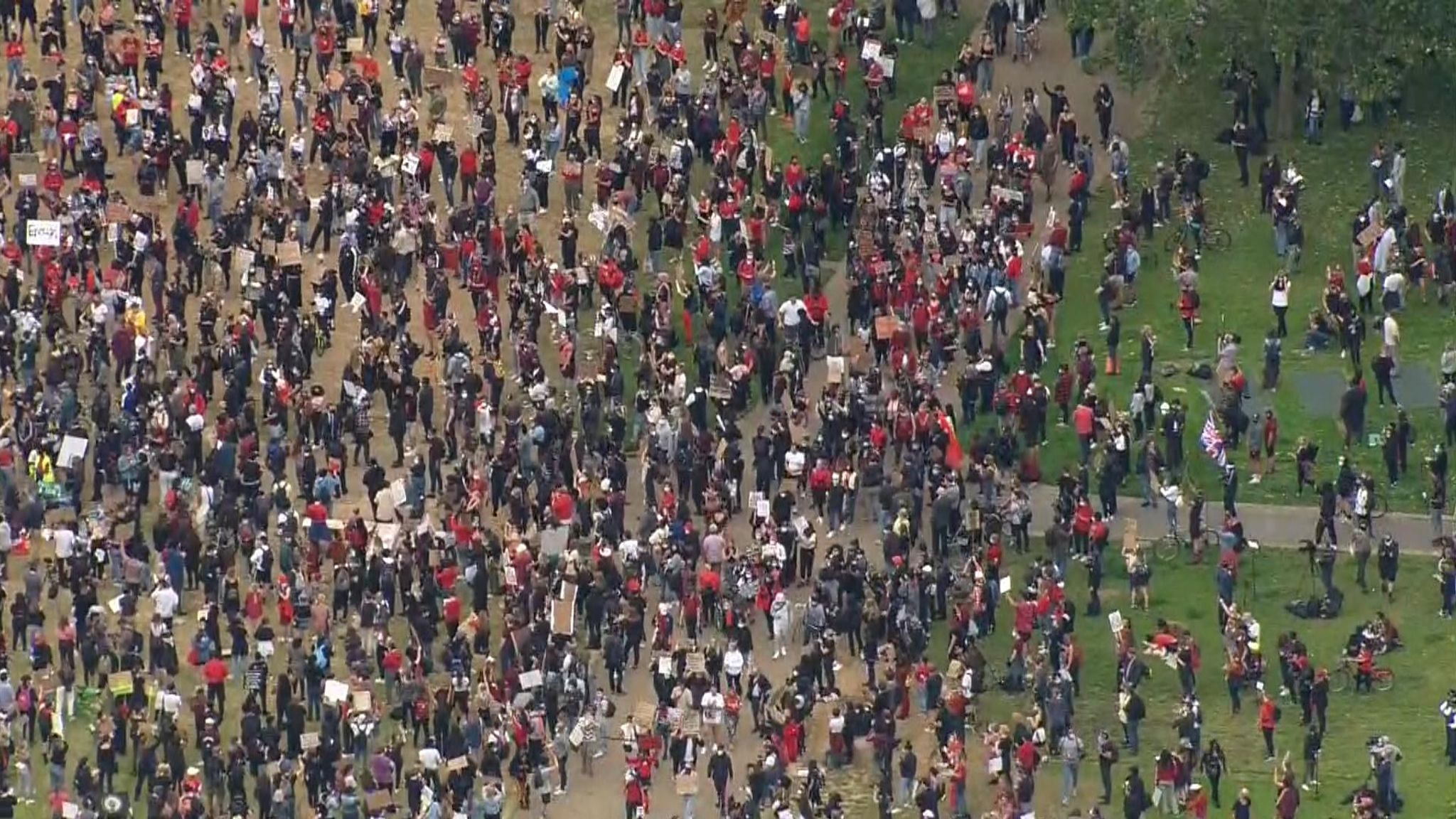 George Floyd death: Thousands protest in London in solidarity with ...