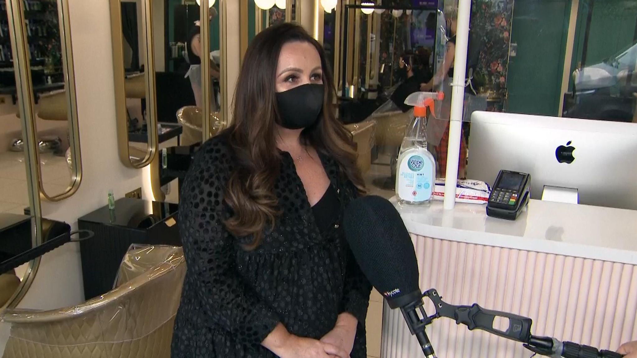 Coronavirus Hairdressers reopen and gatherings of up to 50 people now