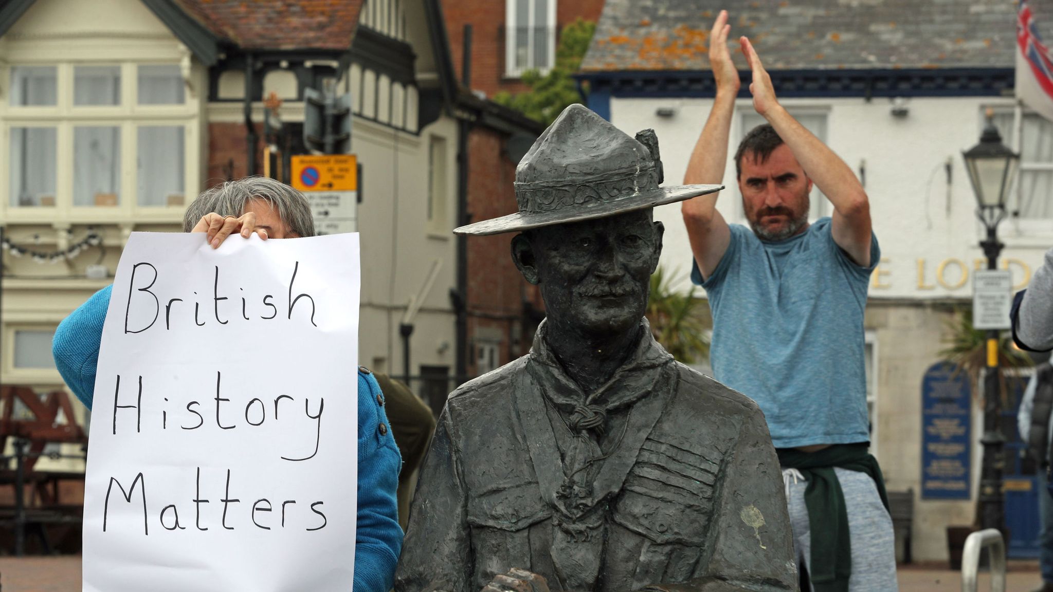 File:Perambur-Heritage-Walk-Lord-Baden-Powell-Statue-Founder