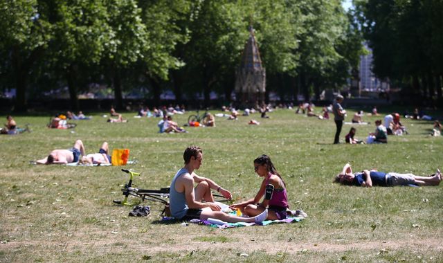 Coronavirus: Hot and sunny weather to end as lockdown restrictions eased