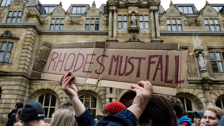 Students campaigning for the removal of the Cecil Rhodes statue at Oxford University&#39;s Oriel College in 2016