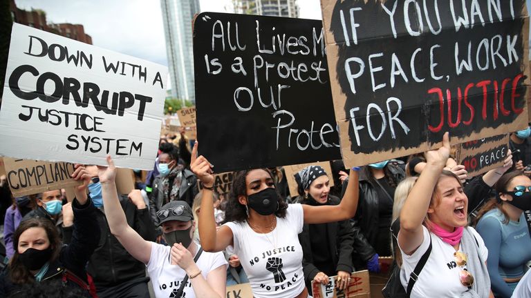 Black Lives Matter protests: How focus differs between US and UK ...