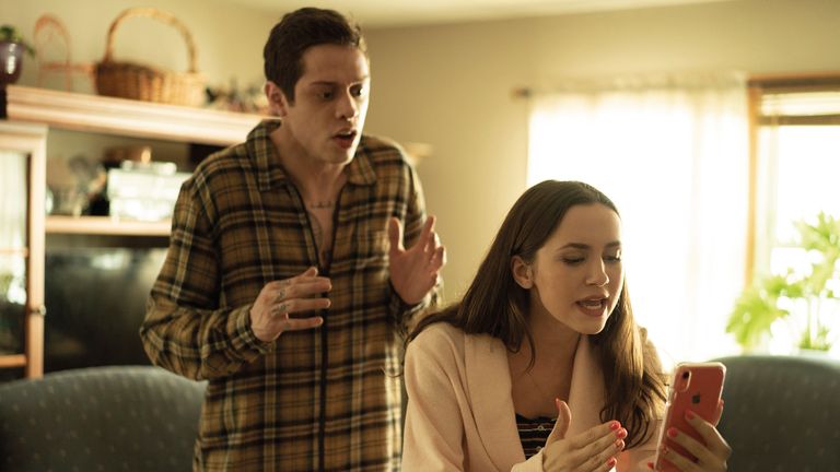 (from left) Scott Carlin (Pete Davidson) and Claire Carlin (Maude Apatow) in The King of Staten Island, directed by Judd Apatow. Pic: Universal/The King Of Staten Island