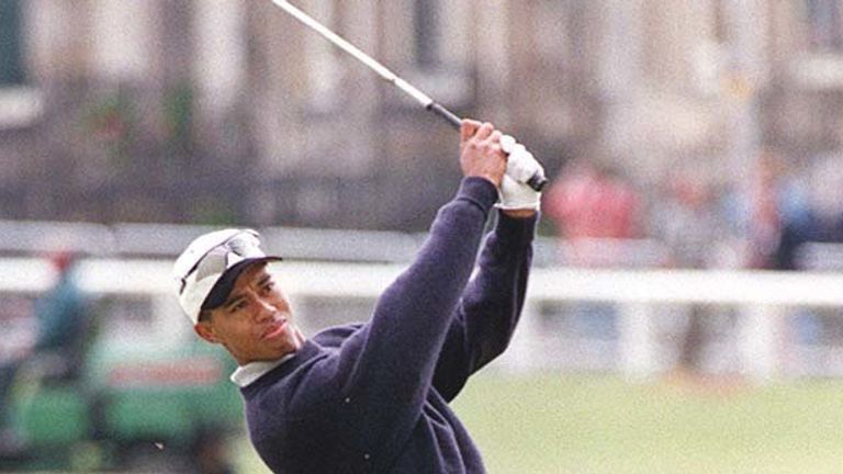 AND 05: ST ANDREW&#39;S: 17.07.95: 19-year-old Tiger Woods, America&#39;s leading amateur, during the first  day of practice in the Open Golf Championship at St Andrew&#39;s today (Monday). Photo by David Giles/PA. gm.