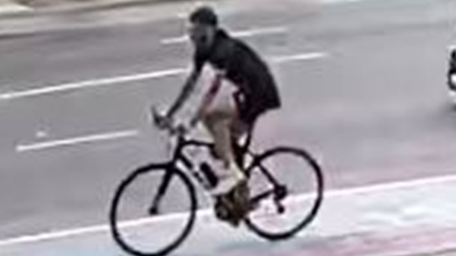 Police Release Cctv Of Cyclist Who Hit Man 72 In Fatal London Crash