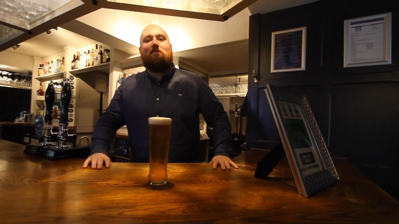 Coronavirus Pub landlords and hairdressers 'still scared' of COVID19