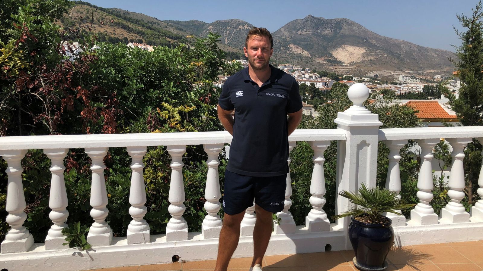 Rob Springall Coronavirus: Bemusement at the Spanish seaside at UK's quarantine ...