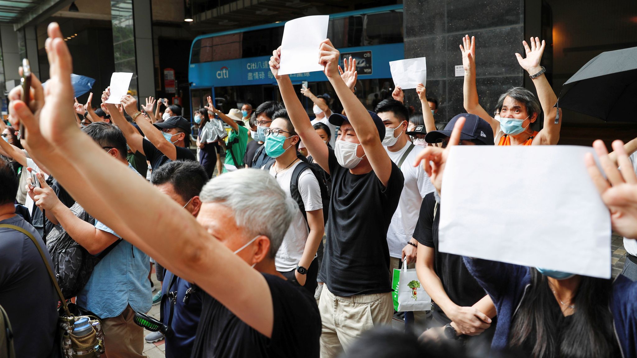 Автономии кнр. Интернет цензура в Гонконге. Китайская автономия. China White paper protests. White paper protests China Art.