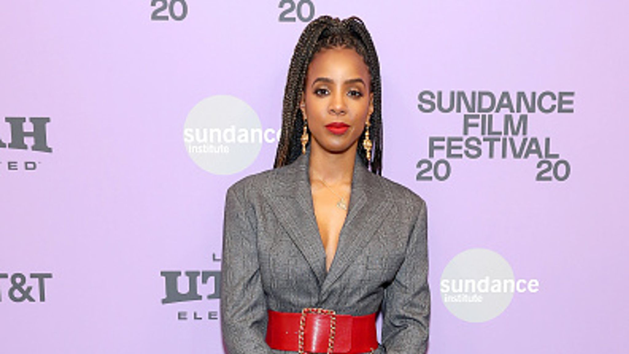 Kelly Rowland opens up about difficulties of being compared to Beyonce(01)