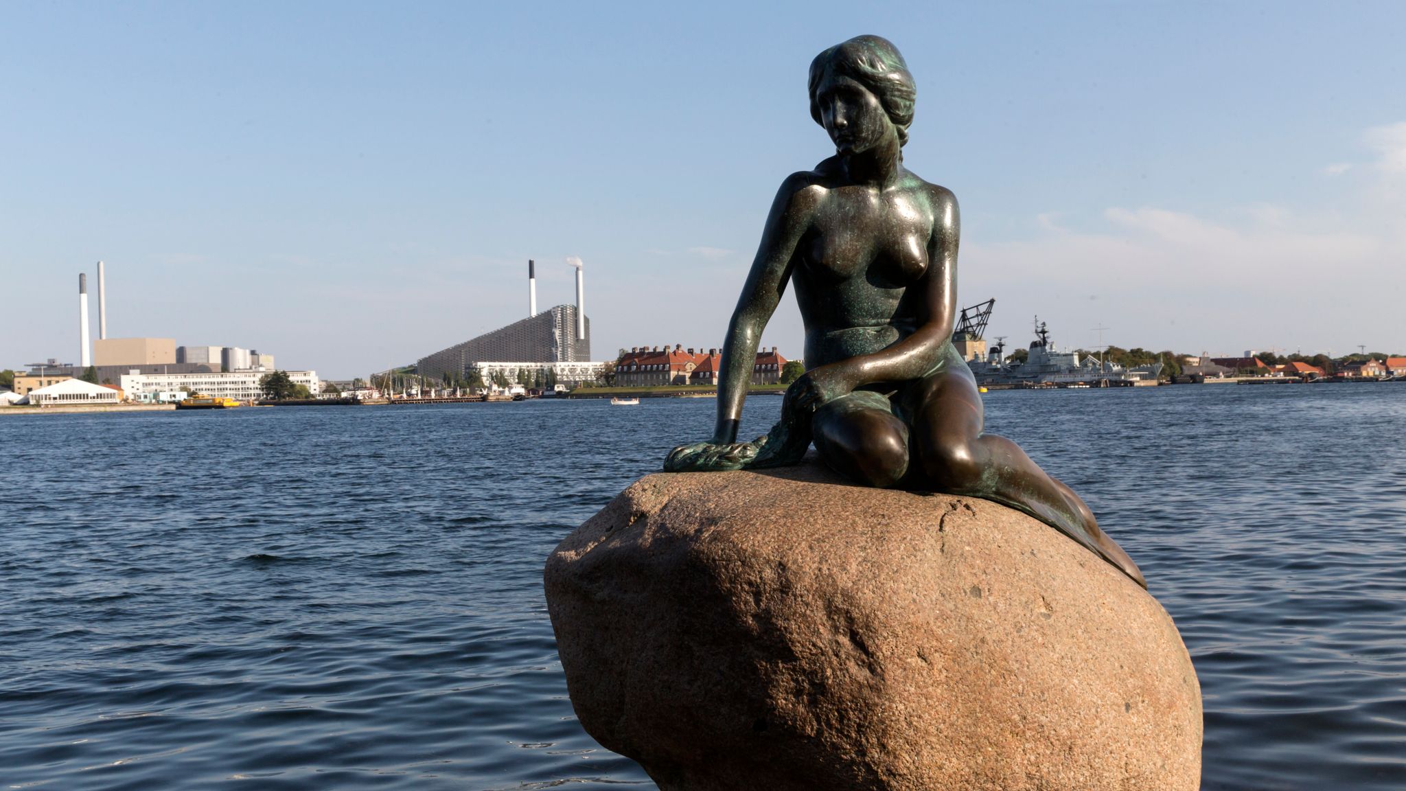 Hans Christian Andersen's Little Mermaid statue vandalised with 'racist fish' graffiti | World News | Sky News