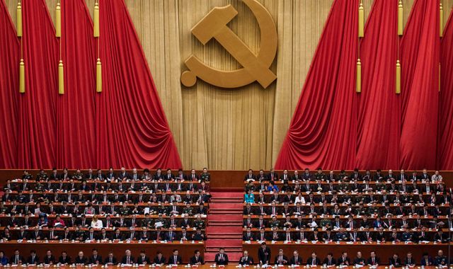 China 'trying to influence elite figures in British politics', dossier claims