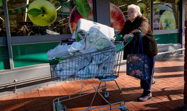 Coronavirus: Melbourne back under lockdown after spike in COVID-19 cases