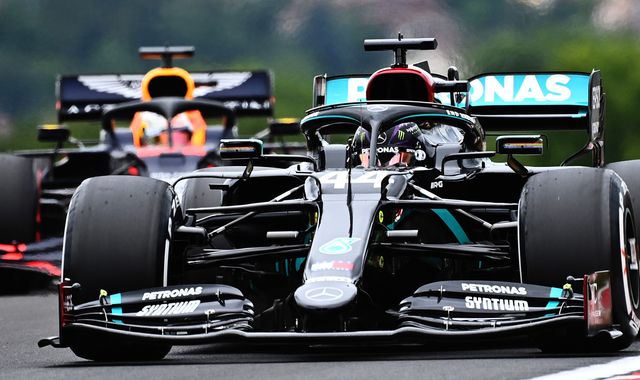 Hungarian GP: Lewis Hamilton predicts close battle despite Friday gap