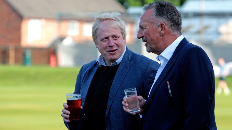 Boris Johnson pictured with Sir Ian Botham in 2016