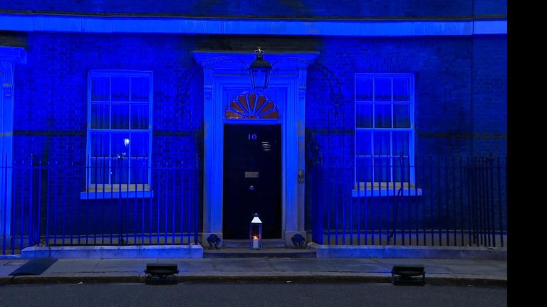 Downing Street goes blue for the NHS