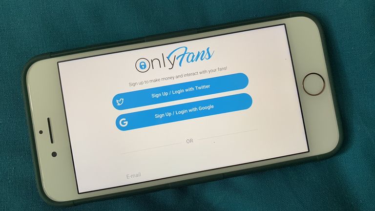 How to withdraw money from onlyfans wallet