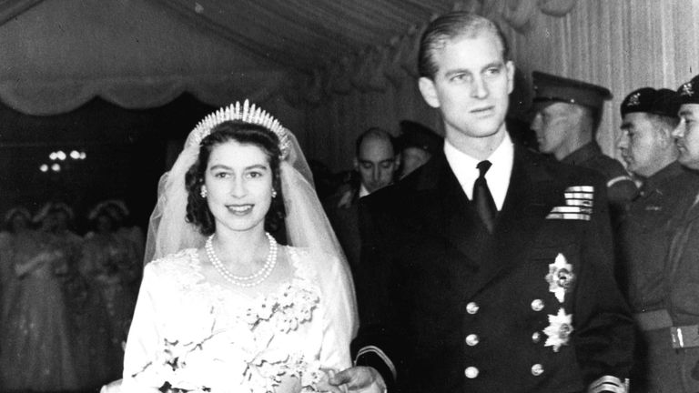 Princess Beatrice was also lent the Queen's tiara that the monarch wore in 1947