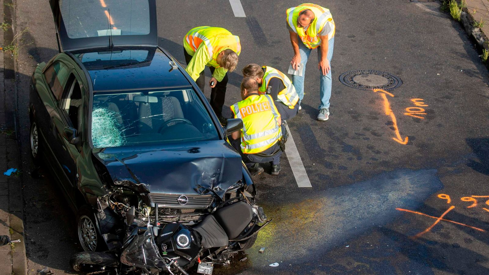 Germany Series of crashes on major Berlin road an 'Islamist extremist