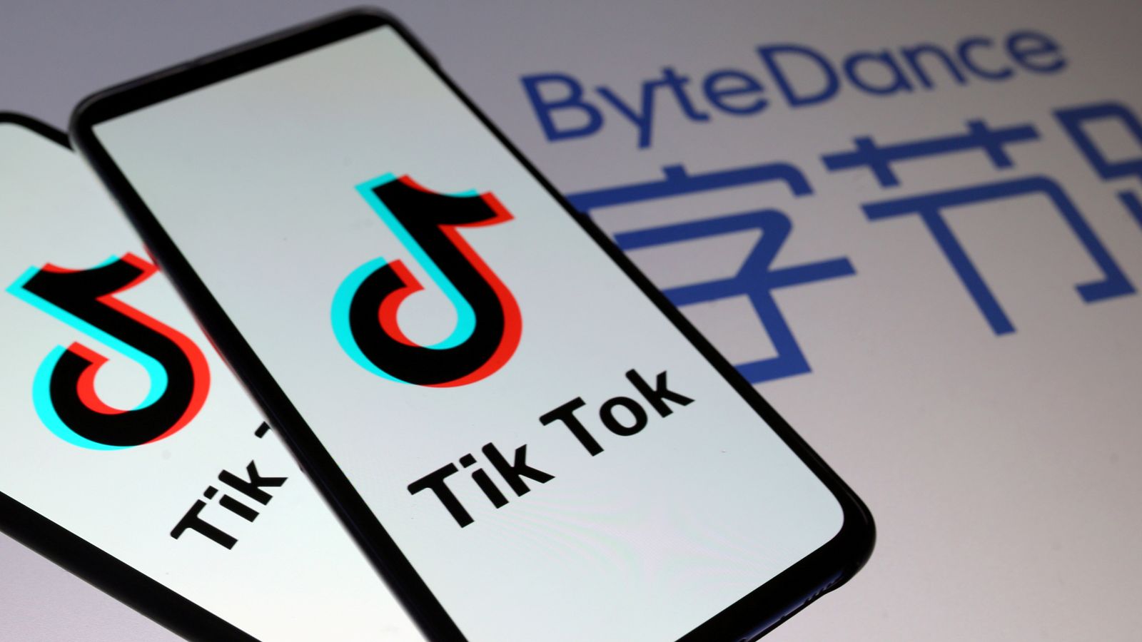 Donald Trump Gives Blessing To Proposed Deal To Save Tiktok In The Us Us News Sky News