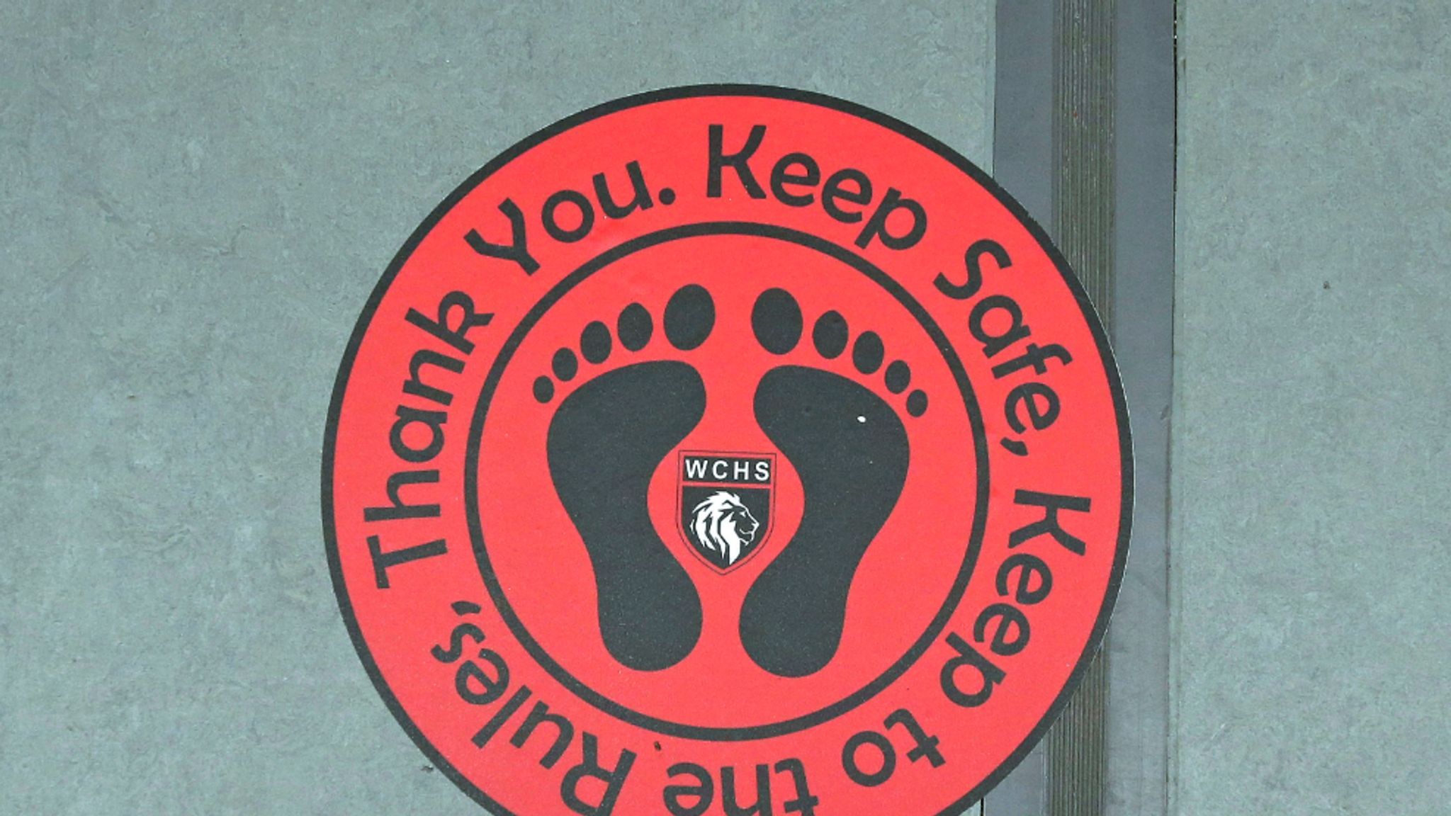 Pupils to be told to wear face masks in Scottish schools Global News