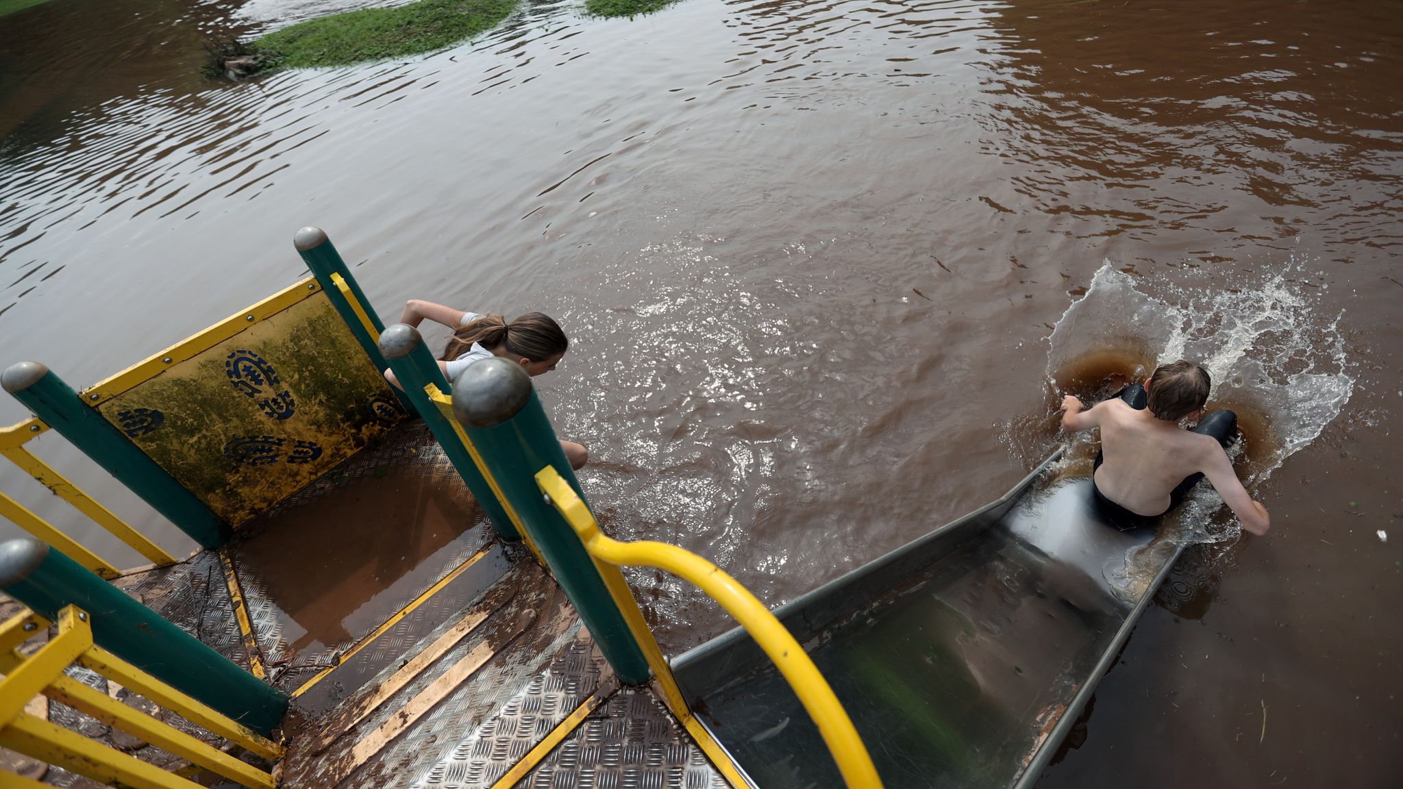 Heavy rain causes flooding and road closures as thunderstorm warning