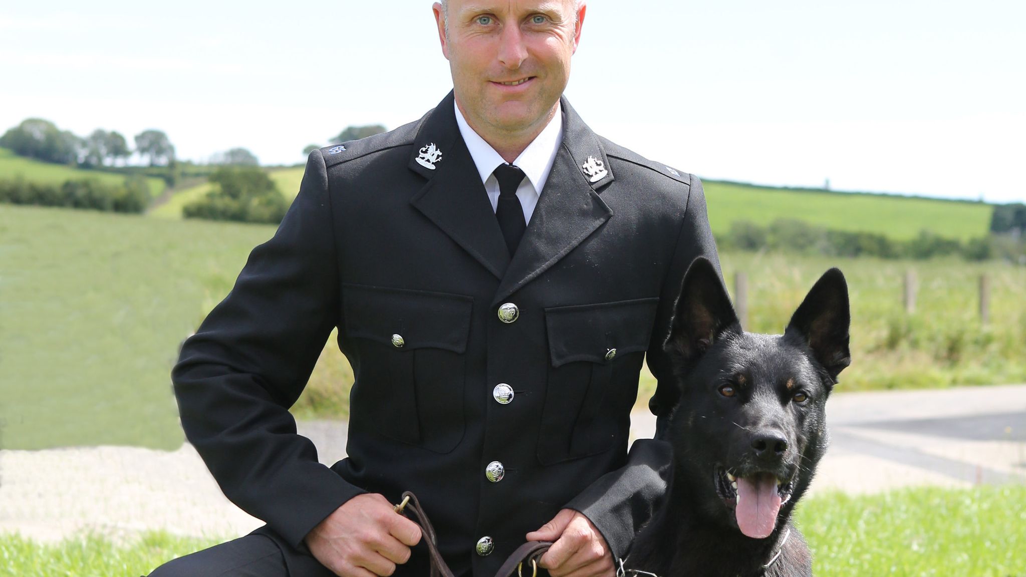 Max the police dog finds missing mother and baby on his first ever ...