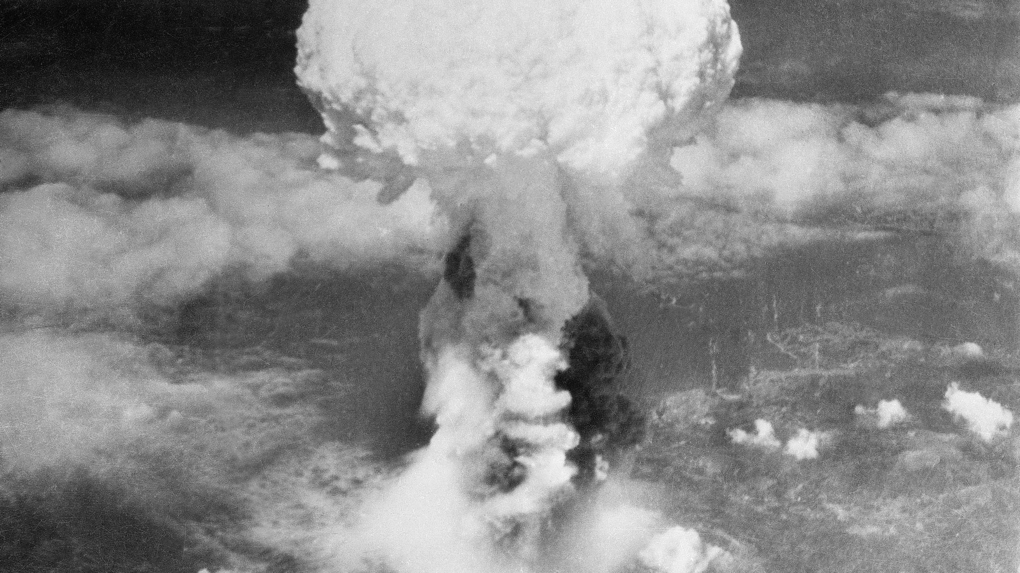 atomic bomb on japan