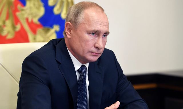 Coronavirus: Russia becomes first country to approve COVID-19 vaccine - but experts have doubts