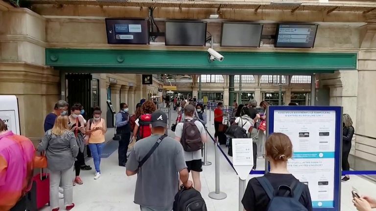 Travellers flock back to the UK on the Eurostar