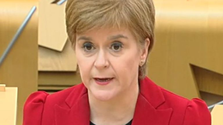 Nicola Sturgeon announces a serious incident at a train derailment in Aberdeenshire