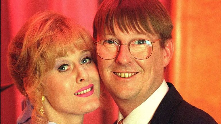 Raquel and Curly Watts, as played by Sarah Lancashire and Kevin Kennedy, in Coronation Street