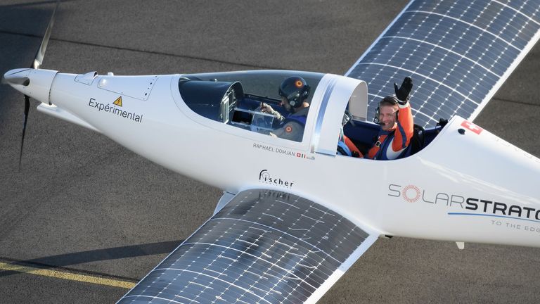 The plane, powered by 22 square metres (237 square feet) of solar panels, takes off